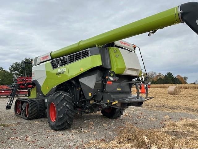 Image of CLAAS Lexion 8700TT equipment image 4