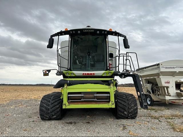 Image of CLAAS Lexion 8700TT equipment image 1