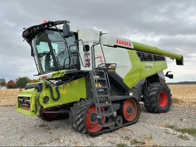 Main image CLAAS Lexion 8700TT