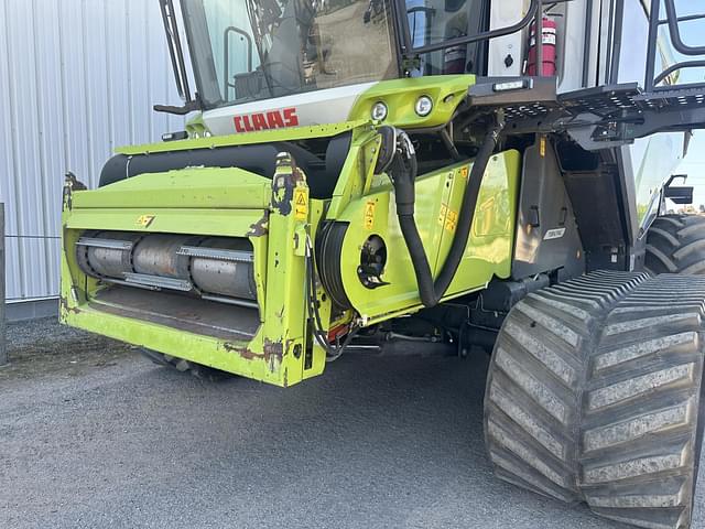 Image of CLAAS Lexion 8700TT equipment image 3