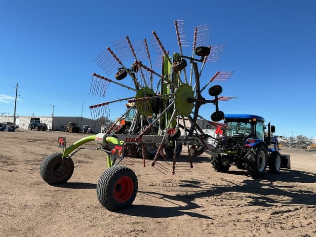Image of CLAAS Liner 3100 equipment image 4