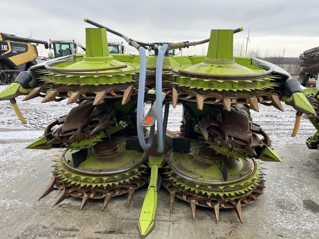 Image of CLAAS Orbis 750 equipment image 4