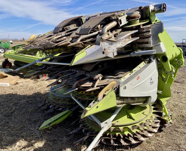 Image of CLAAS Orbis 750 equipment image 2