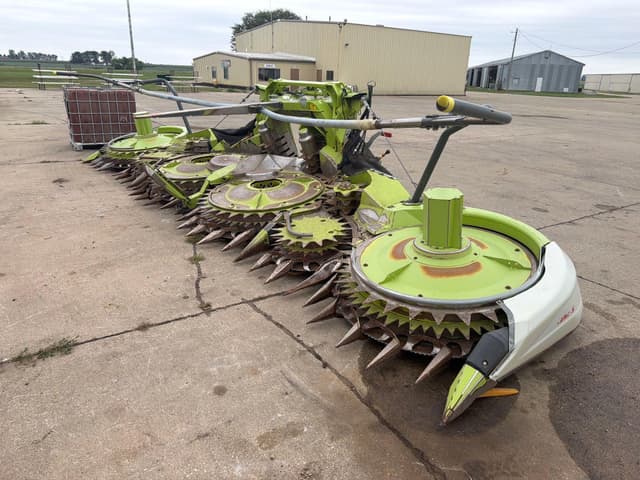 Image of CLAAS Orbis 750 equipment image 3