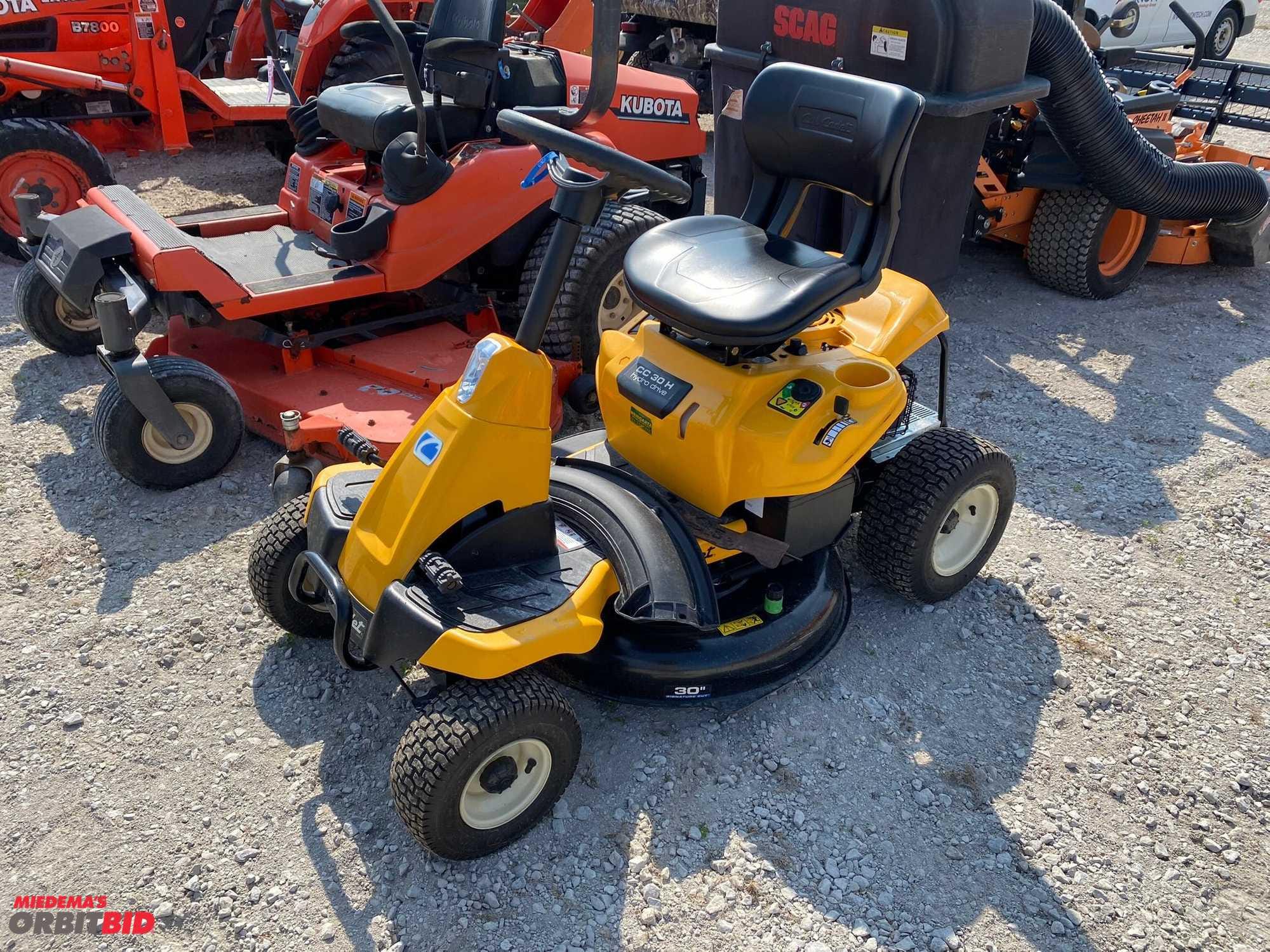 Main image Cub Cadet CC30H