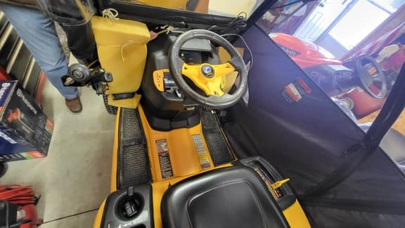Image of Cub Cadet XT3 GSX equipment image 1