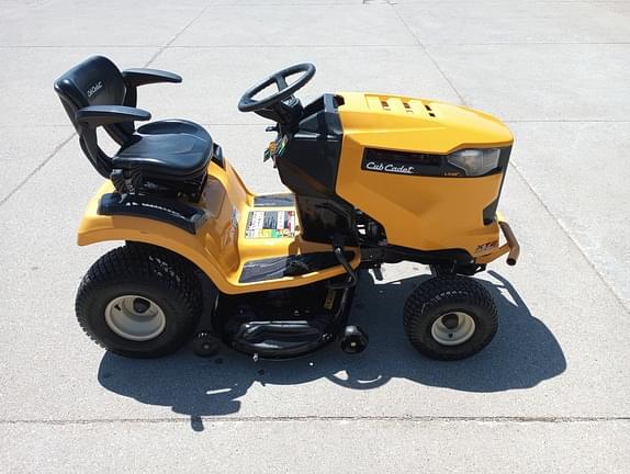 Cub cadet best sale xt2 lt42