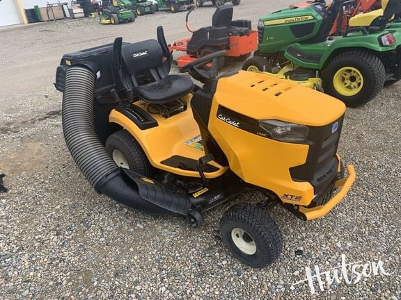 Main image Cub Cadet XT2 LX42