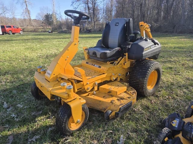 Image of Cub Cadet Pro Z 960S equipment image 2