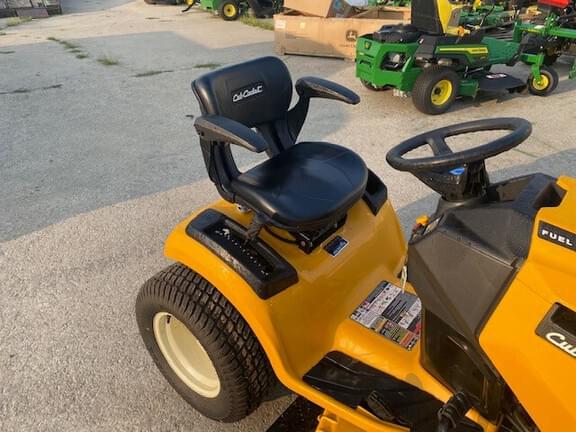 Image of Cub Cadet XT2 SLX50 equipment image 3