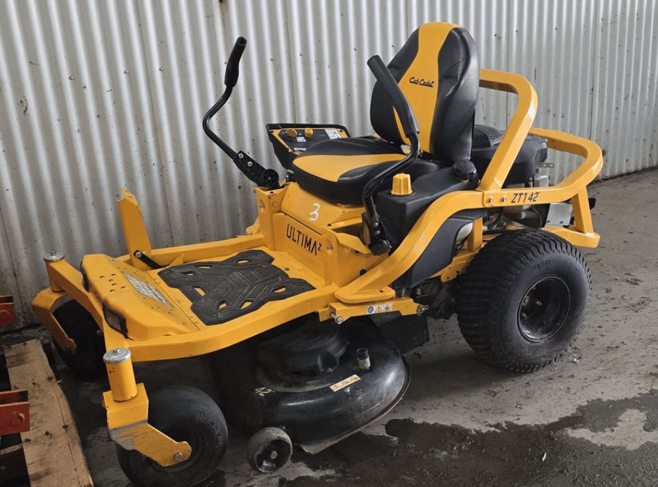 Image of Cub Cadet Ultima ZT1 Primary image
