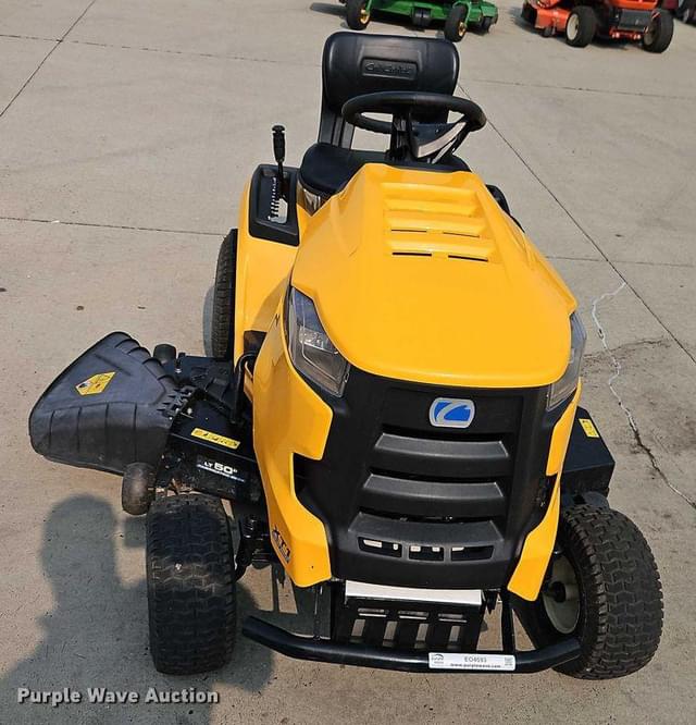 Image of Cub Cadet XT1 LT50 equipment image 1