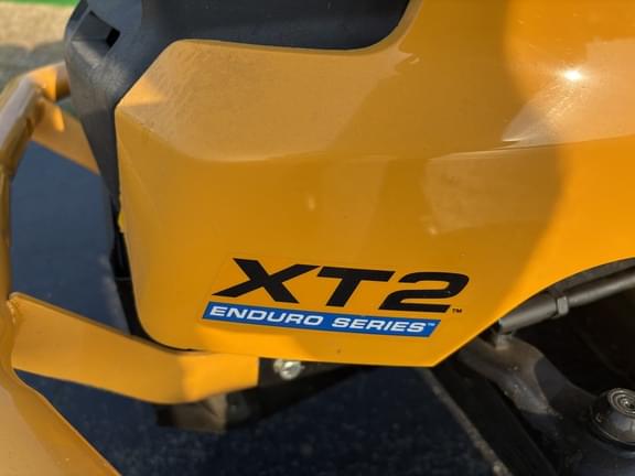 Image of Cub Cadet XT2 equipment image 4