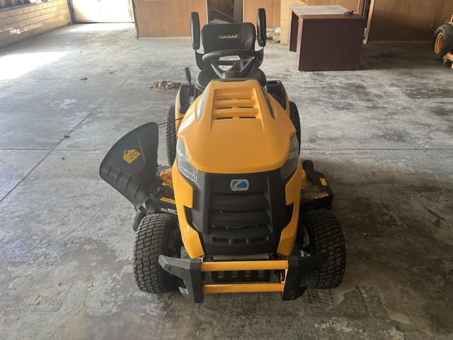 Image of Cub Cadet XT2 SLX50 equipment image 2