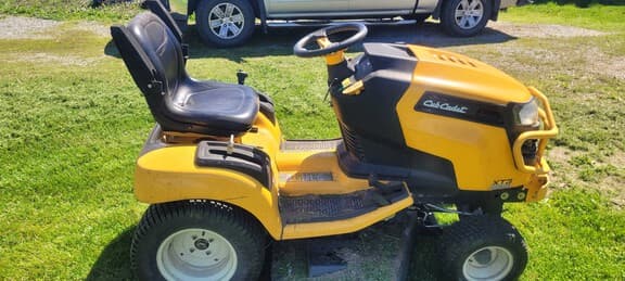 Image of Cub Cadet XT3 equipment image 3