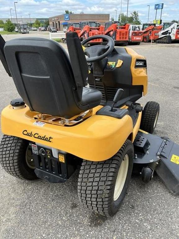 Image of Cub Cadet XT3 GS equipment image 3