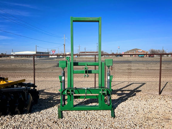 2019 DDT Distributing P1420 Equipment Image0