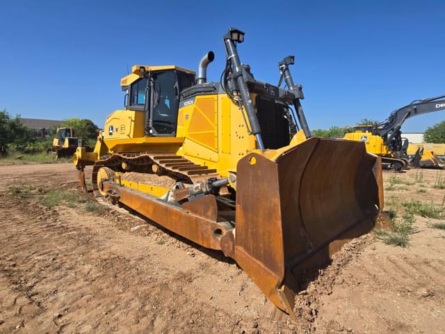 Image of John Deere 1050K equipment image 1