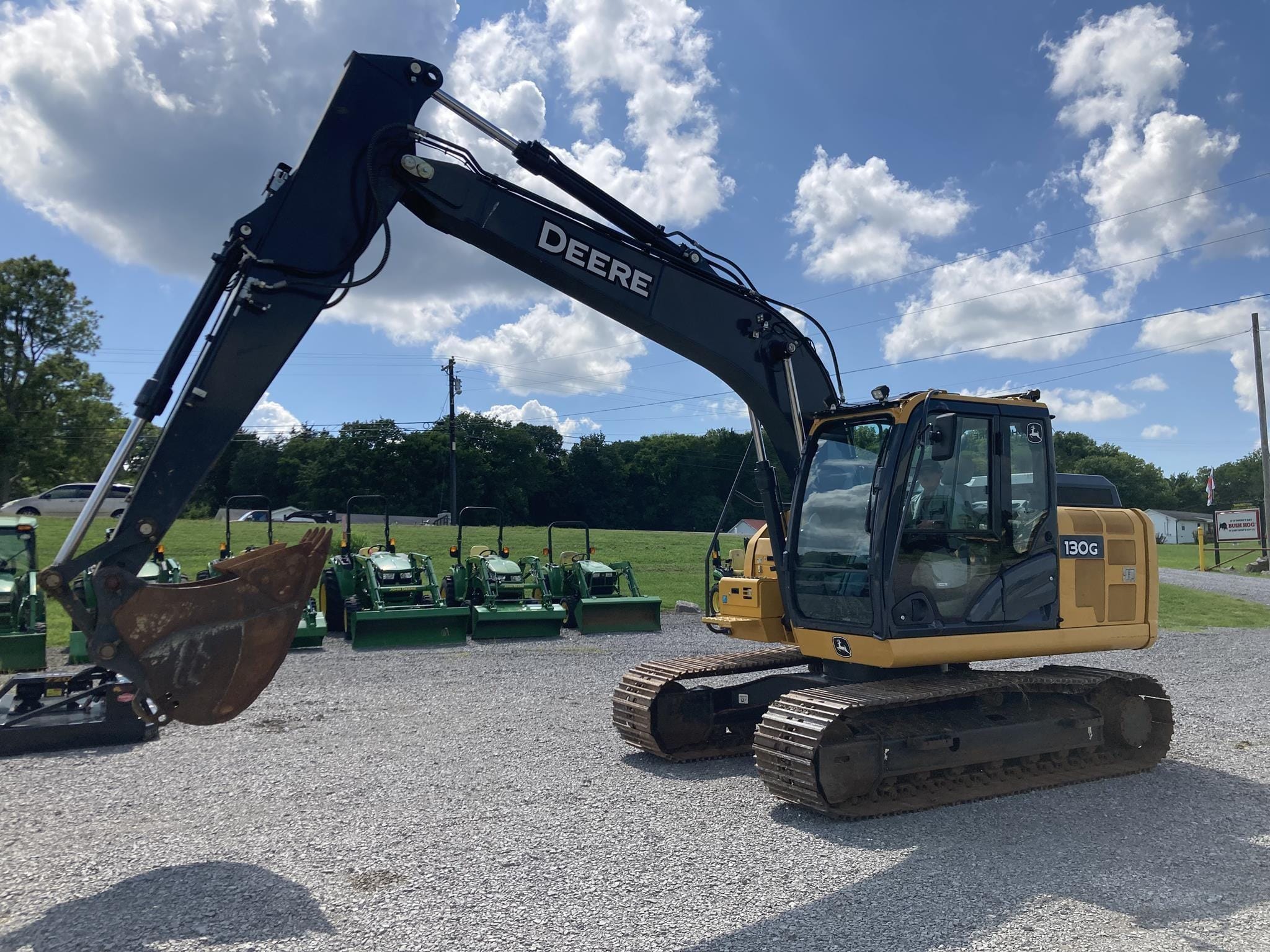 2019 John Deere 130G Equipment Image0