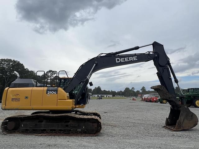 Image of John Deere 210G LC equipment image 3