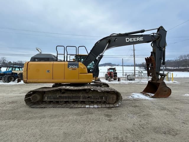 Image of John Deere 210G LC equipment image 4