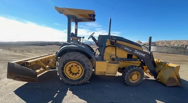 Image of John Deere 210L EP equipment image 4
