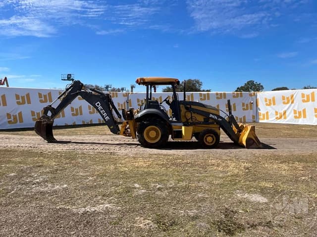 Image of John Deere 310L EP equipment image 3