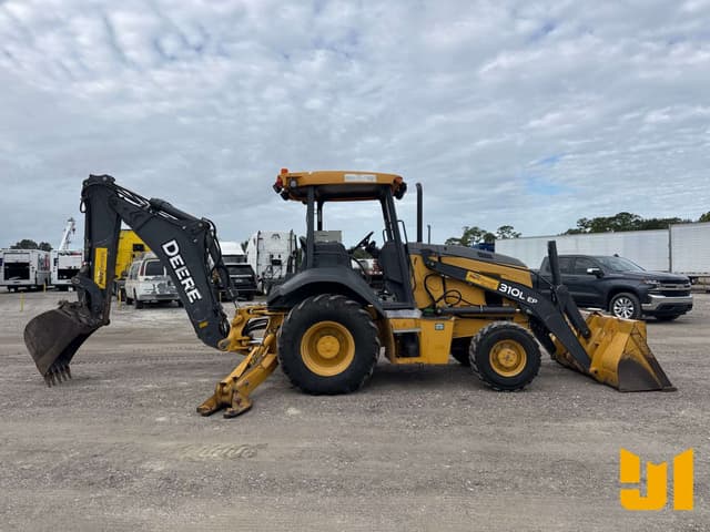 Image of John Deere 310L EP equipment image 3