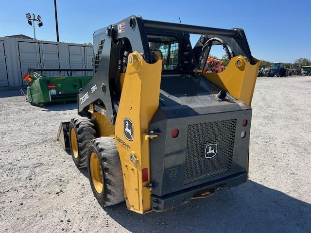 Image of John Deere 318G equipment image 3