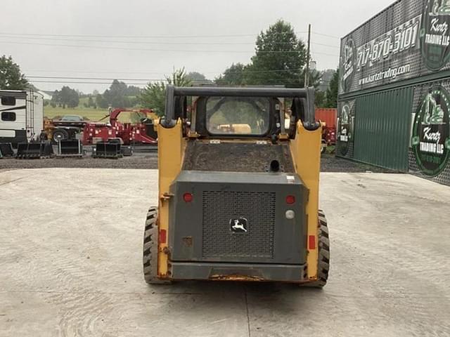 Image of John Deere 318G equipment image 2