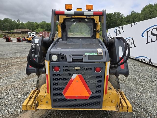 Image of John Deere 320G equipment image 3