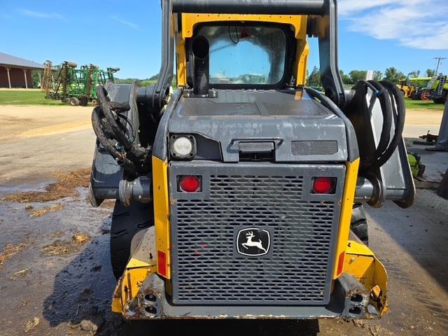 Image of John Deere 324G equipment image 4