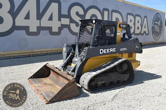 Image of John Deere 325G equipment image 1