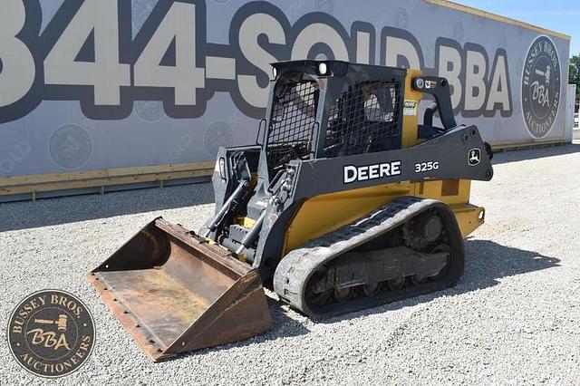 Image of John Deere 325G equipment image 3