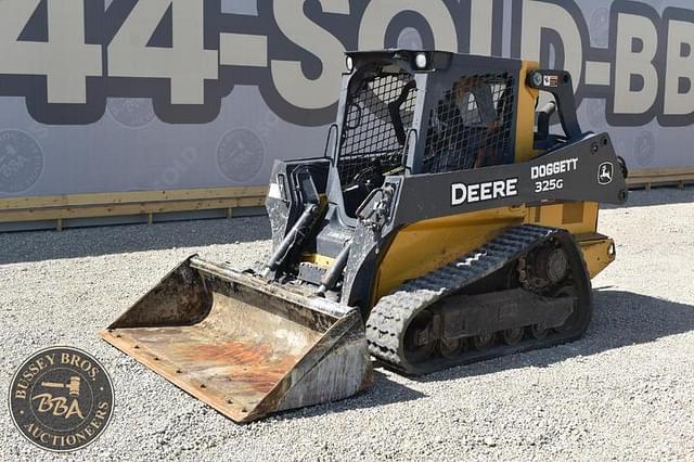 Image of John Deere 325G equipment image 4