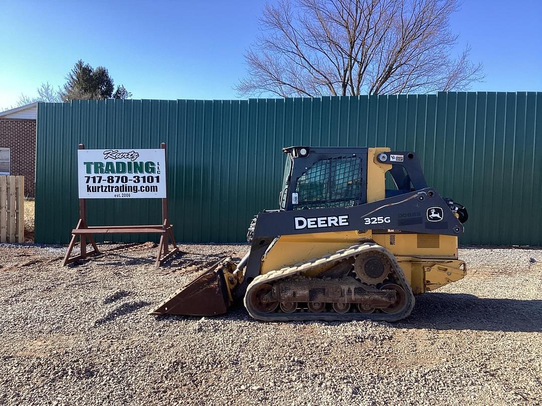 Image of John Deere 325G Primary image