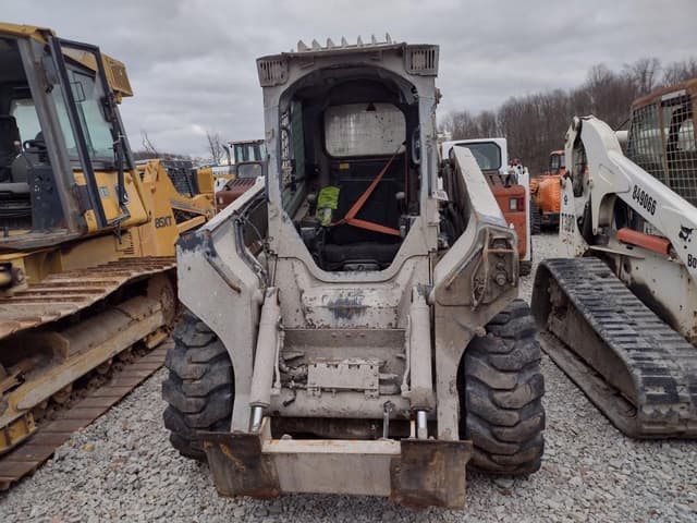 Image of John Deere 330G equipment image 1