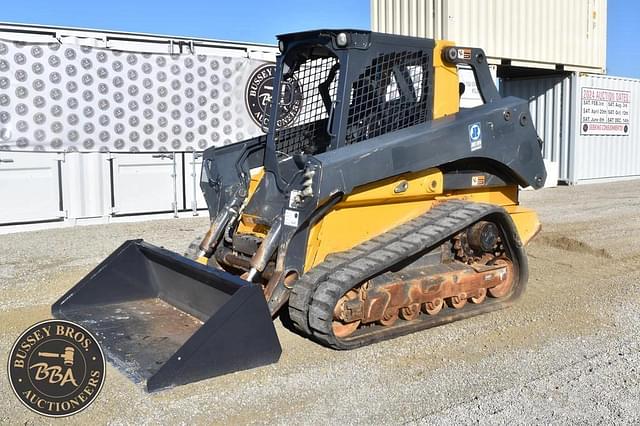 Image of John Deere 331G equipment image 1