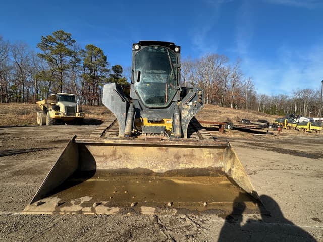 Image of John Deere 331G equipment image 3