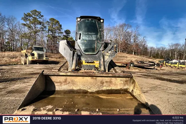 Image of John Deere 331G equipment image 3