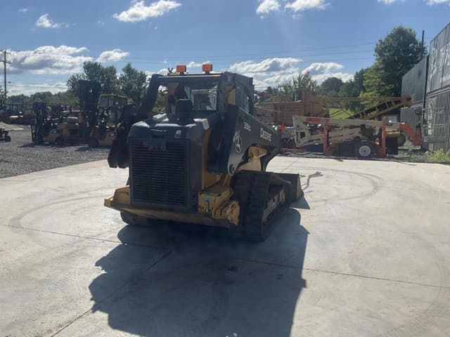 Image of John Deere 331G equipment image 3