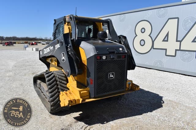 Image of John Deere 333G equipment image 3