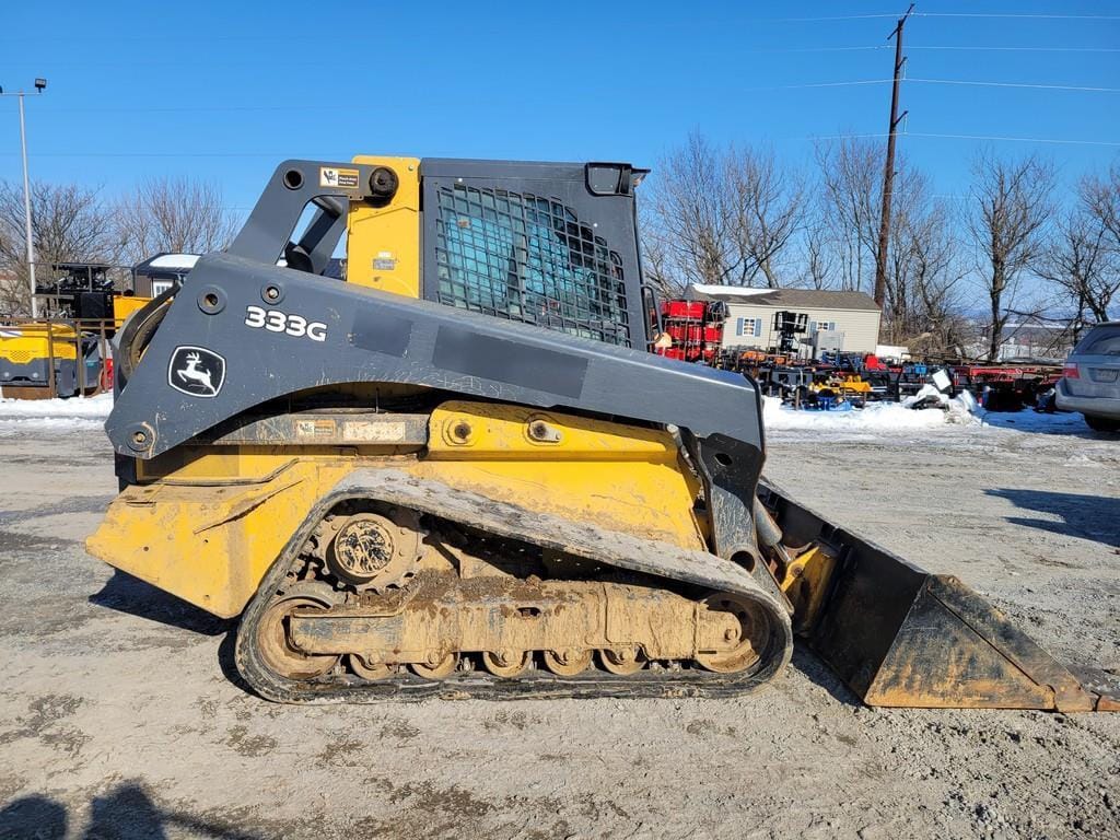 2019 John Deere 333G Equipment Image0