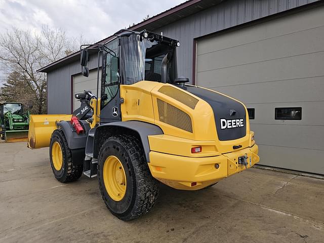 Image of John Deere 344L equipment image 2