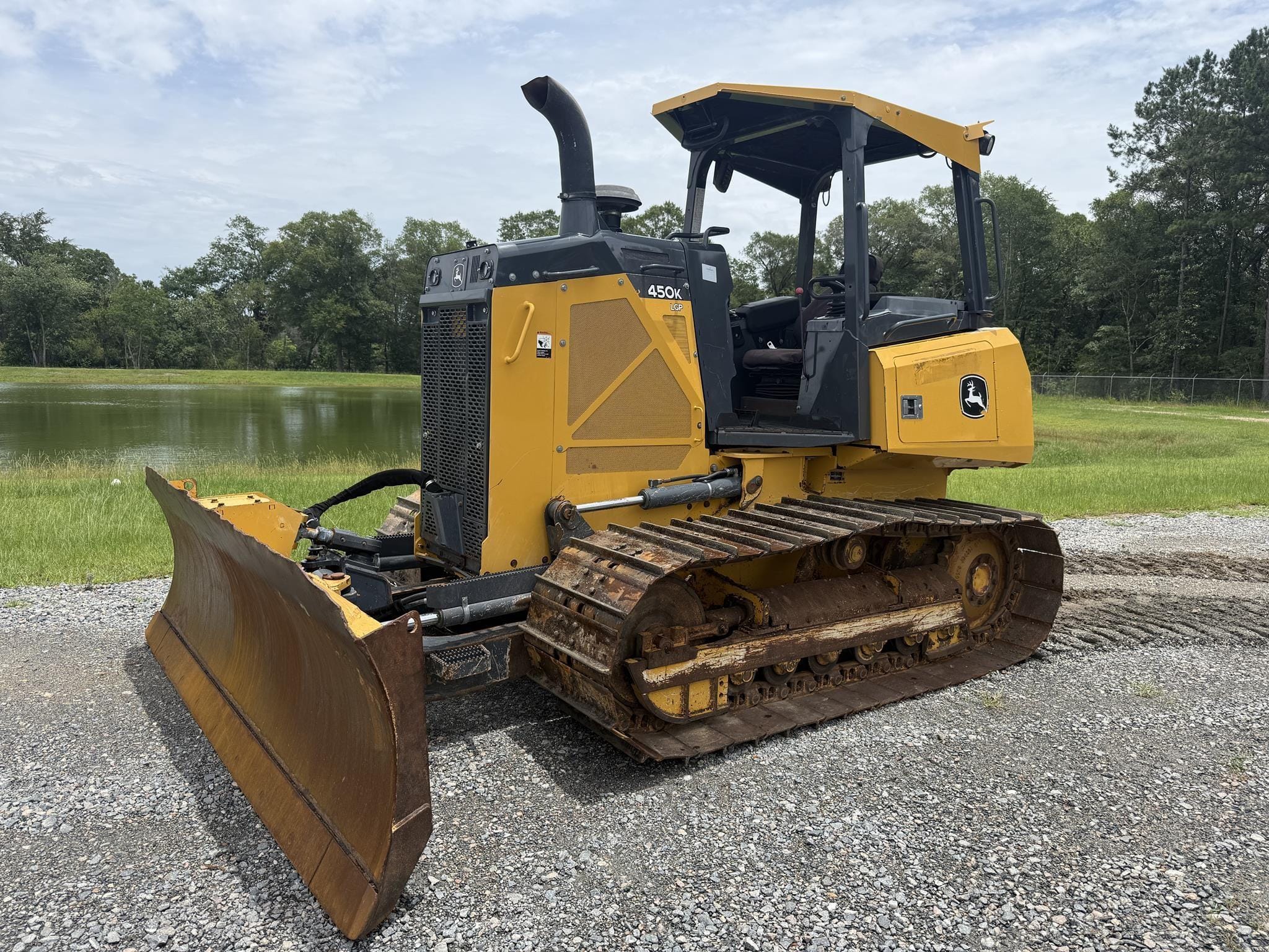 2019 John Deere 450K LGP Equipment Image0