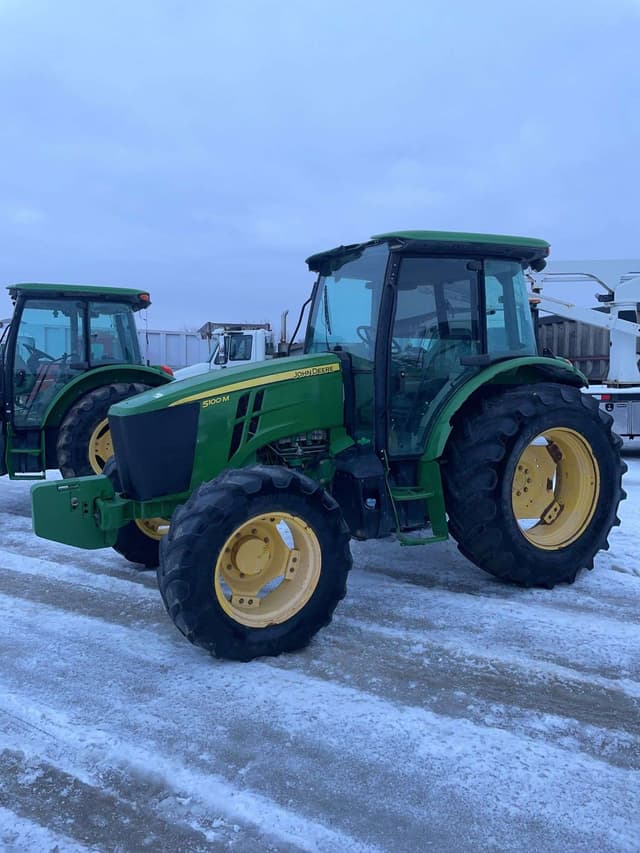 Image of John Deere 5100M equipment image 1