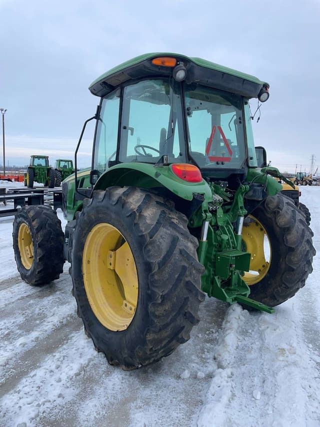 Image of John Deere 5100M equipment image 3