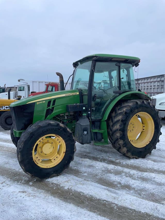 Image of John Deere 5100M equipment image 2