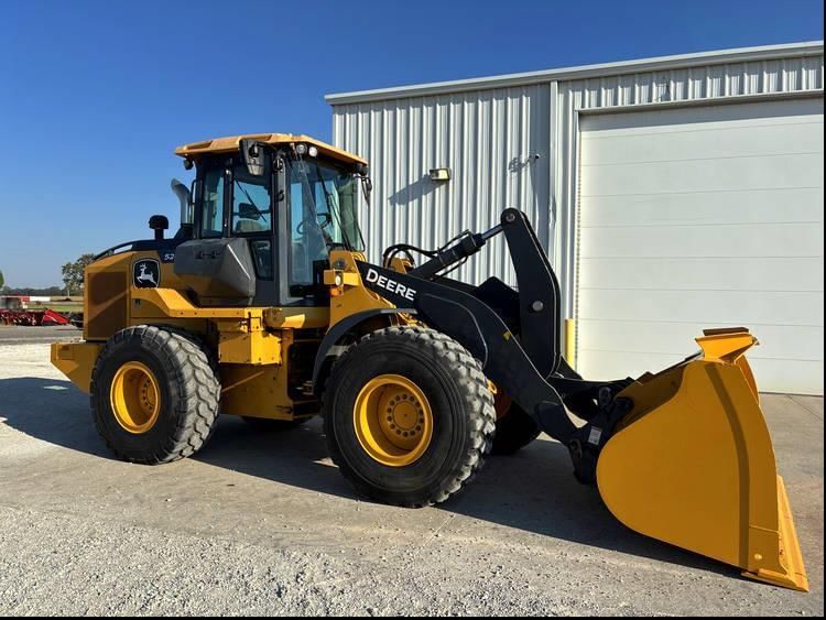 2019 John Deere 524L Equipment Image0