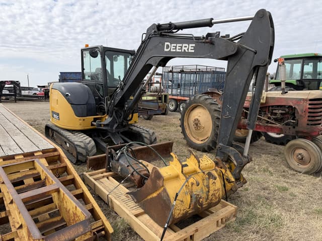 Image of John Deere 60G equipment image 1
